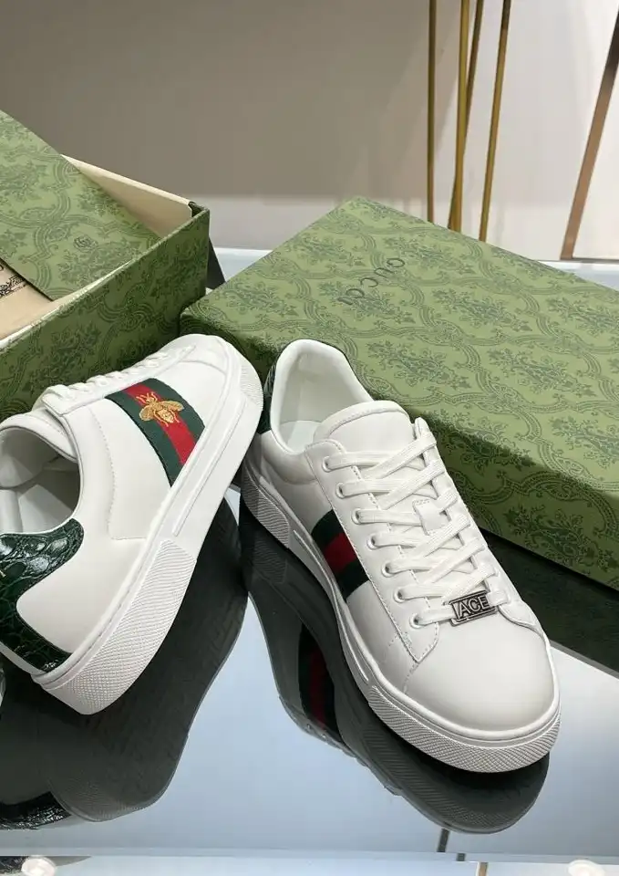 hype Gucci Sneakers