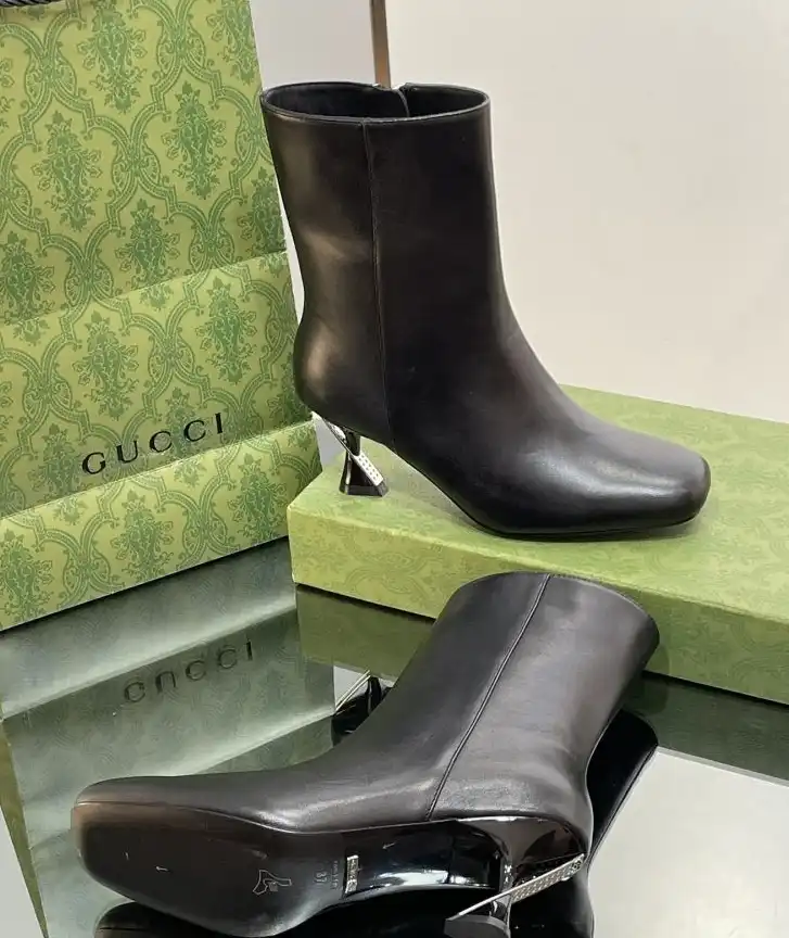 hype Gucci Boots