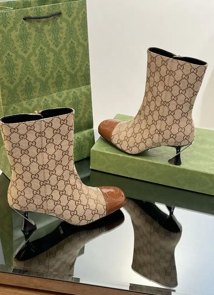 hype Gucci Boots