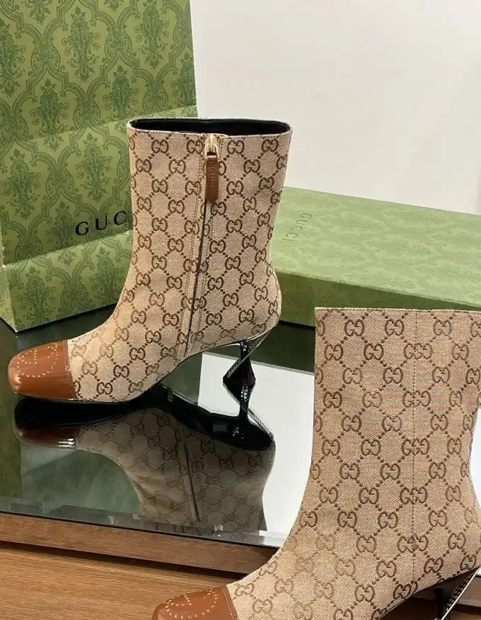 hype Gucci Boots