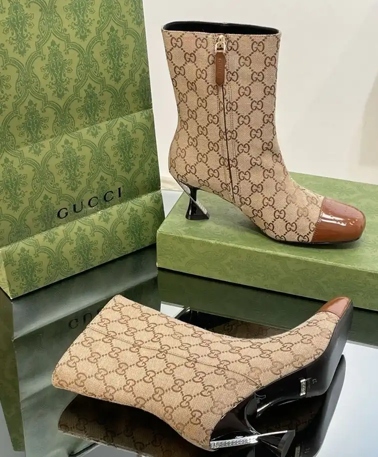 hype Gucci Boots