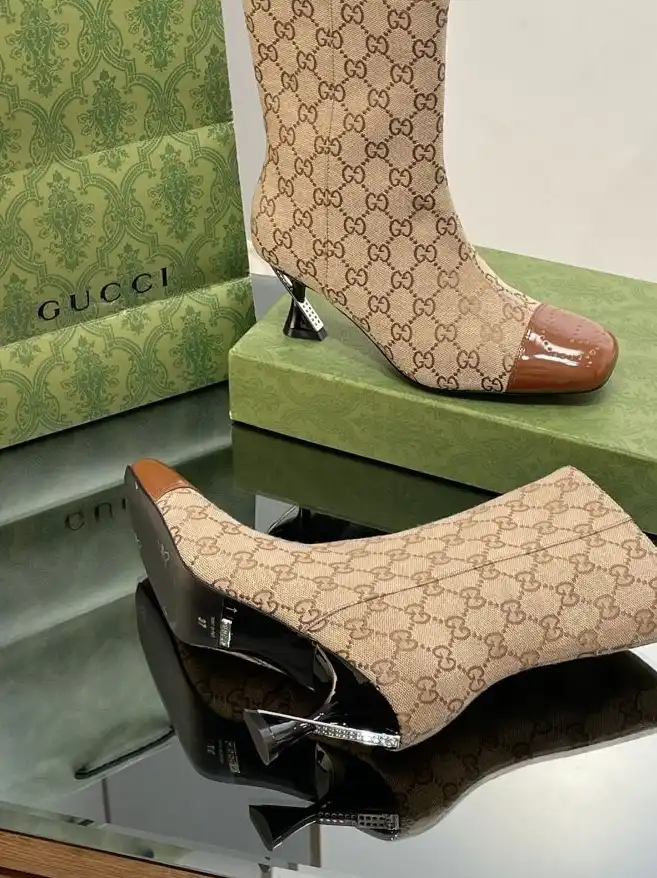 hype Gucci Boots