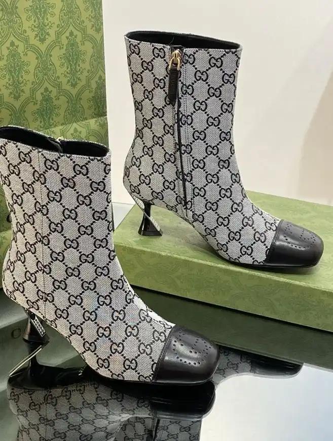 hype Gucci Boots