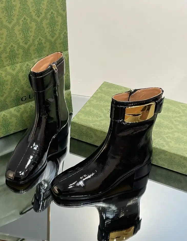 hype Gucci Boots