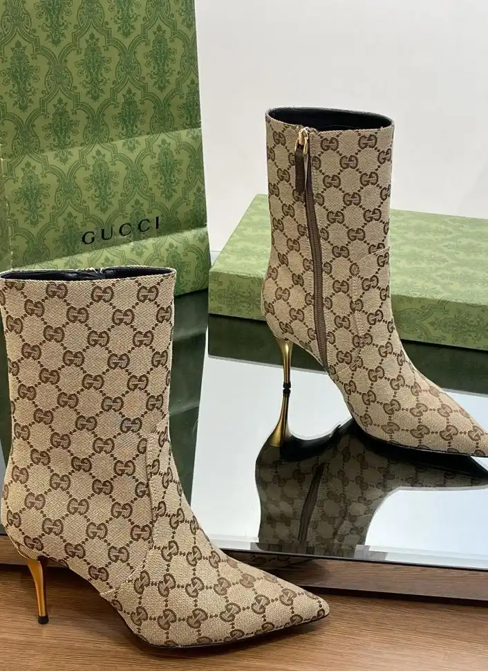 hype Gucci Boots