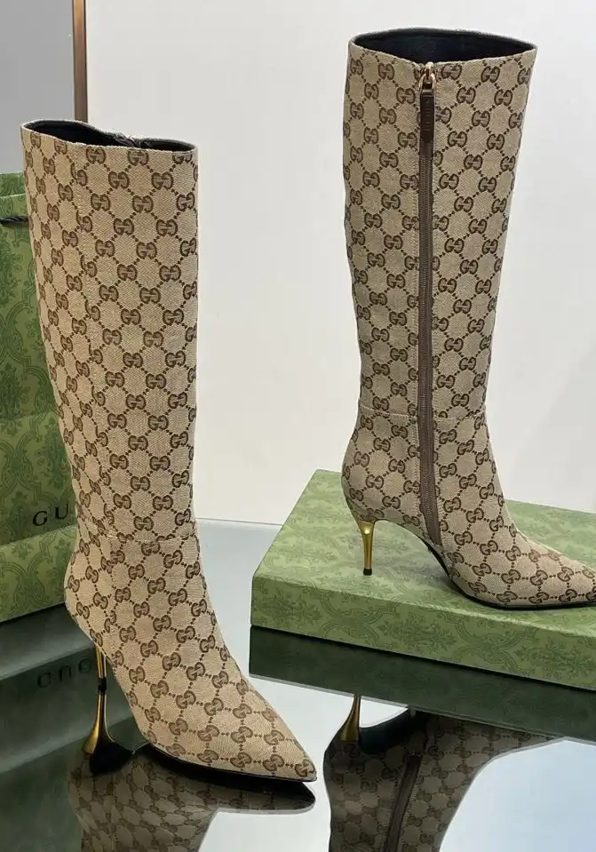 hype Gucci Boots