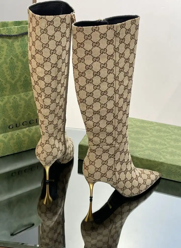 hype Gucci Boots