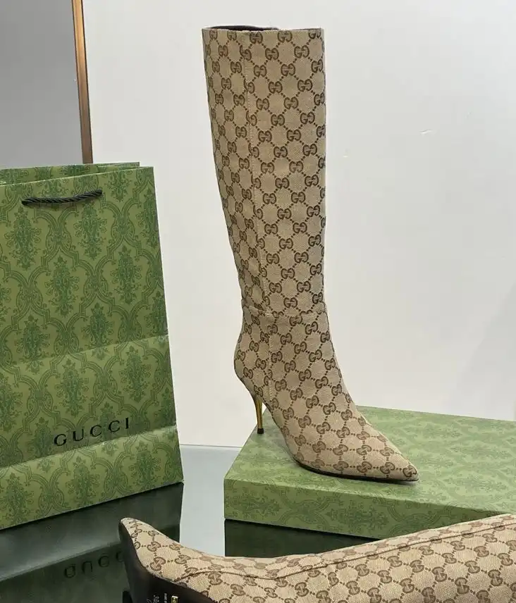 hype Gucci Boots