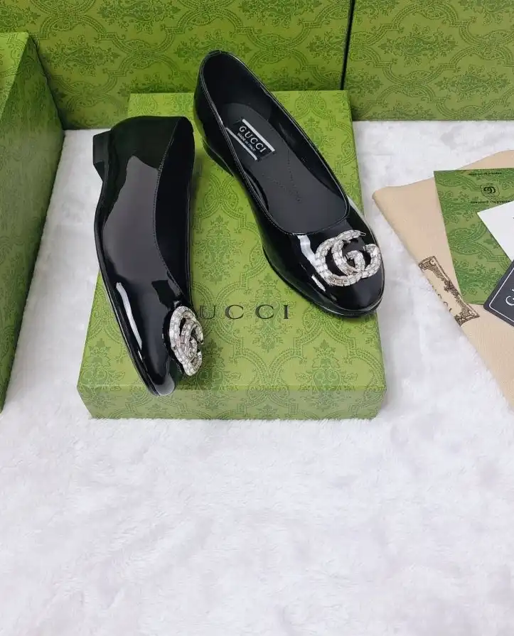 hype Gucci Flat Shoes