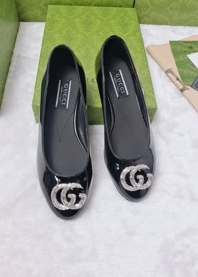 hype Gucci Flat Shoes