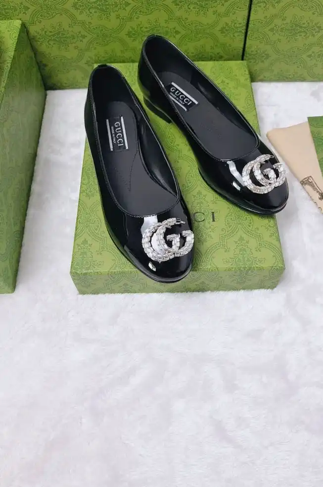 hype Gucci Flat Shoes