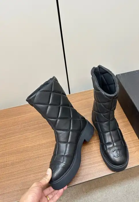 hype Chanel Boots