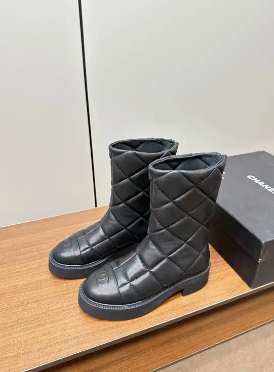 hype Chanel Boots