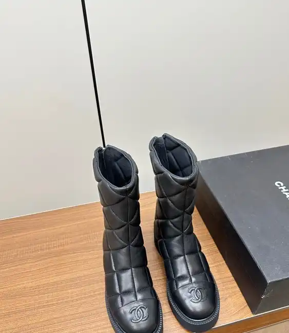 hype Chanel Boots