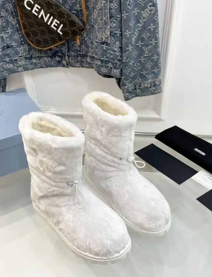 hype Prada Boots