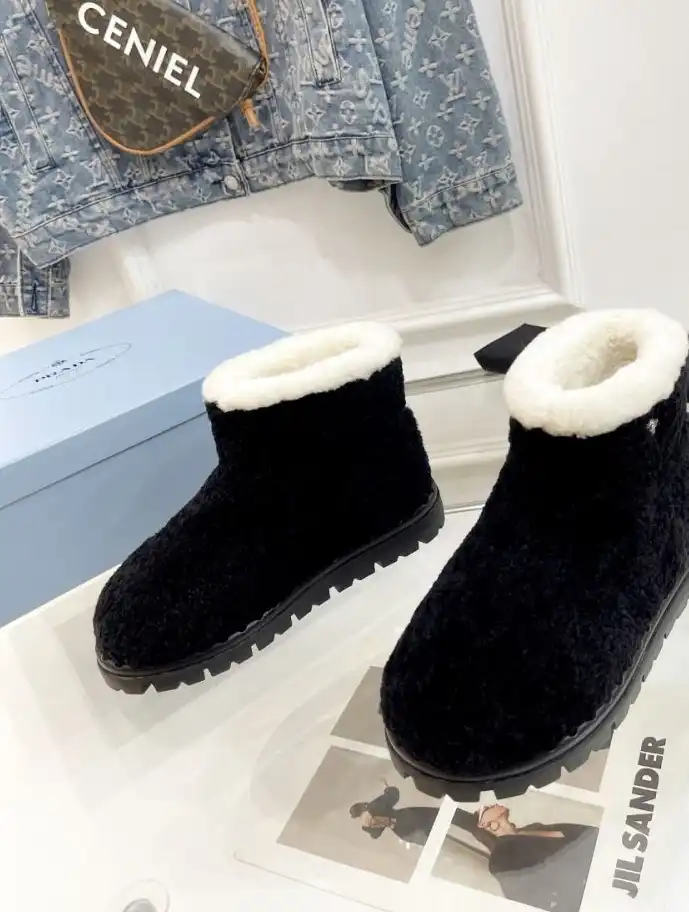 hype Prada Boots