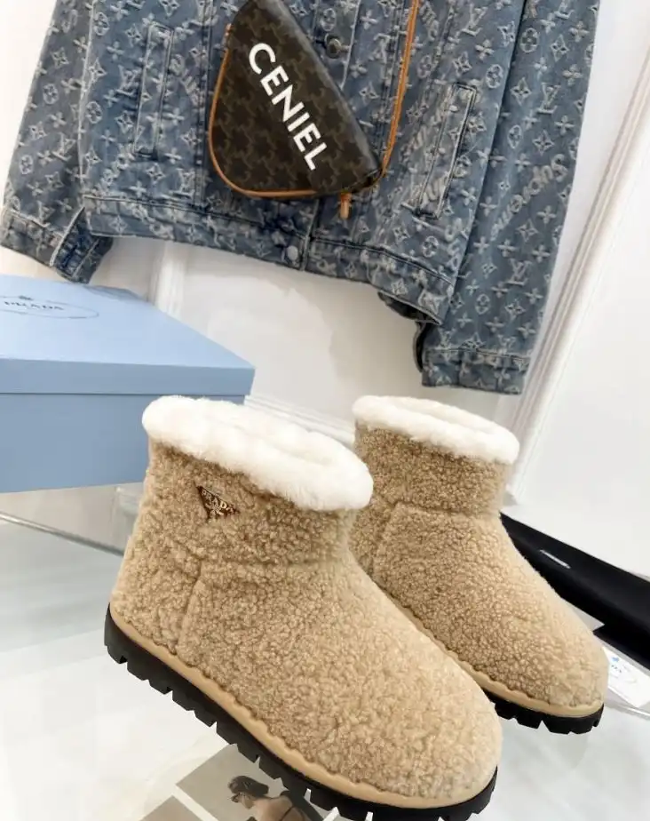 hype Prada Boots