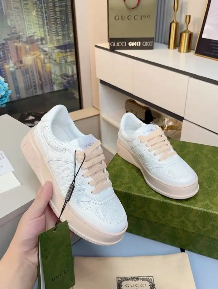 hype Gucci Sneakers