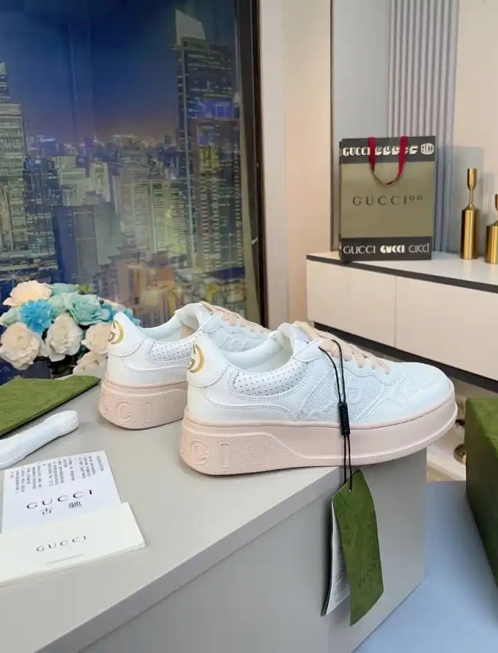 hype Gucci Sneakers