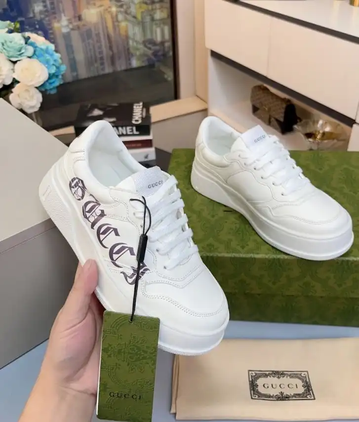 hype Gucci Sneakers