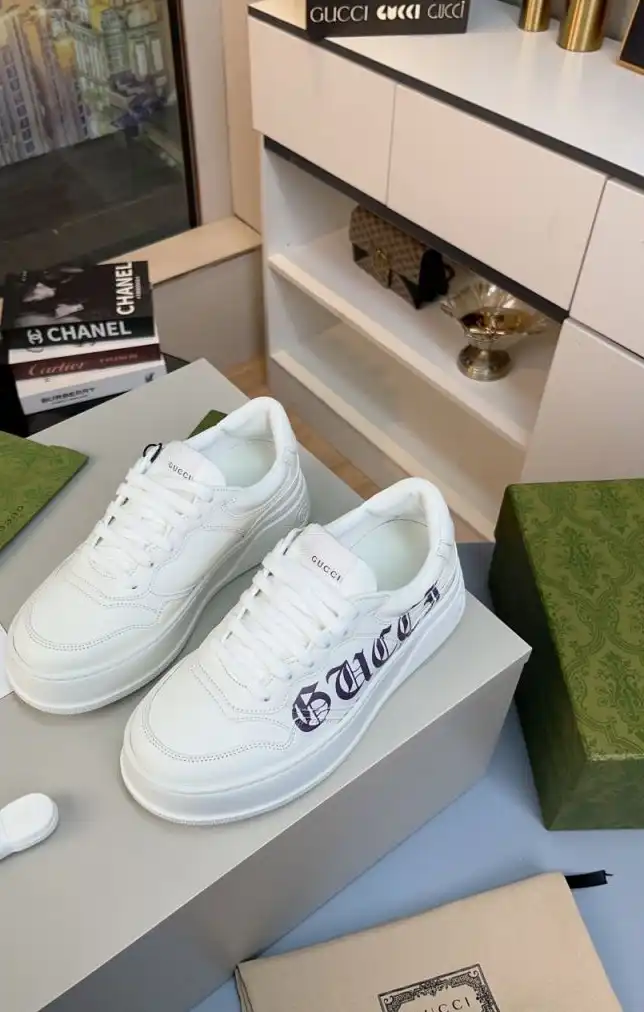 hype Gucci Sneakers