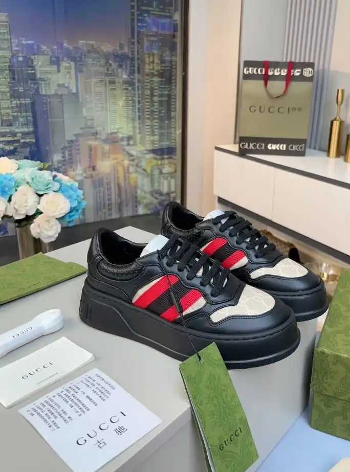 hype Gucci Sneakers