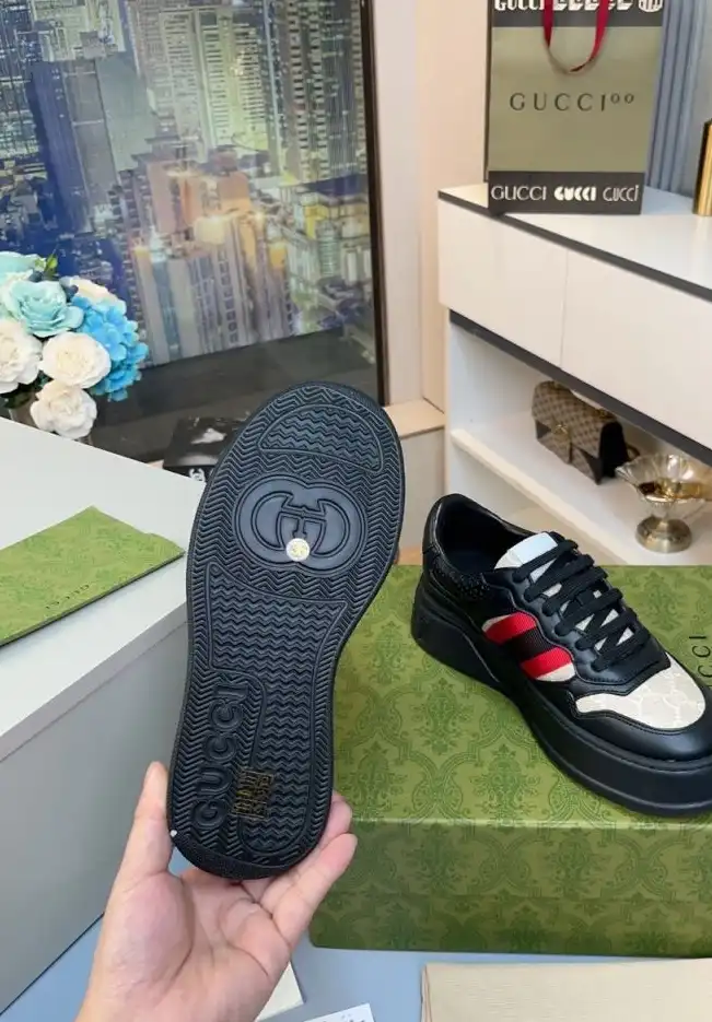 hype Gucci Sneakers