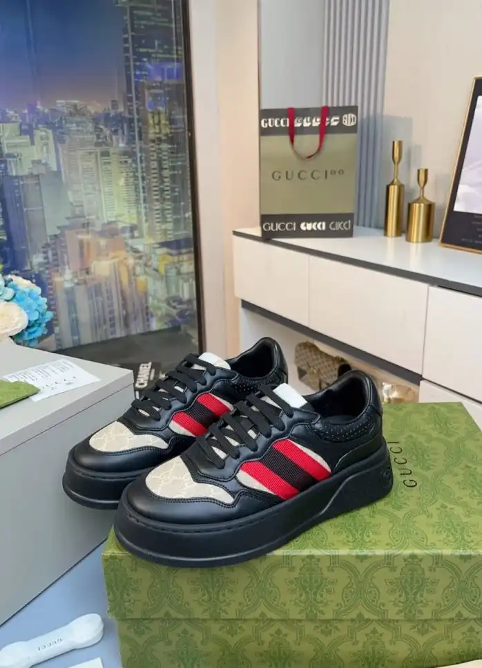 hype Gucci Sneakers