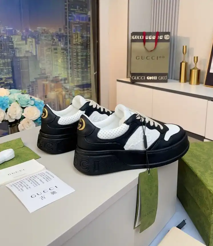 hype Gucci Sneakers