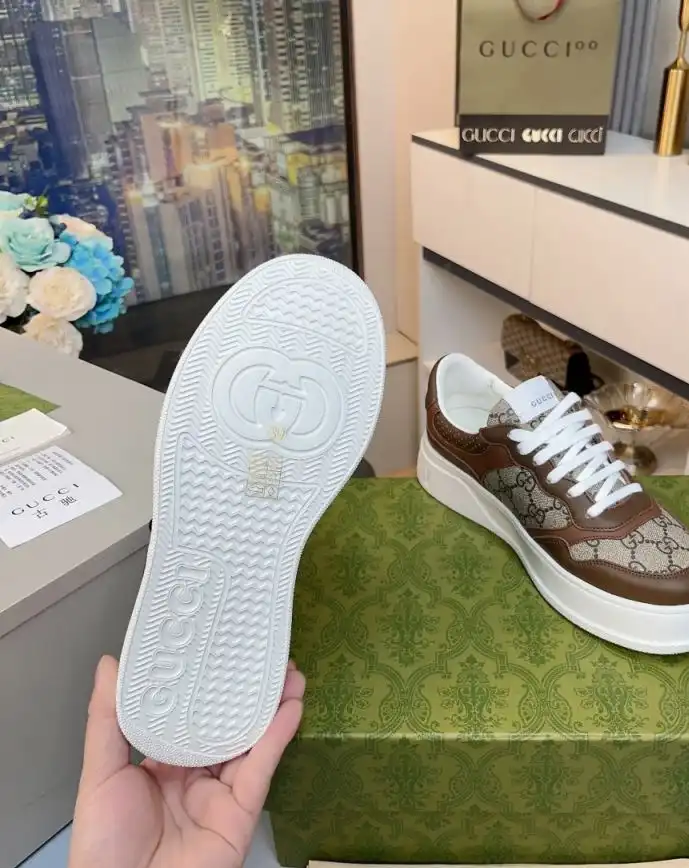 hype Gucci Sneakers