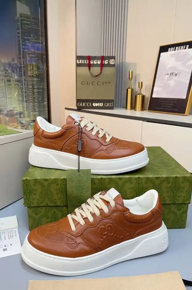 hype Gucci Sneakers