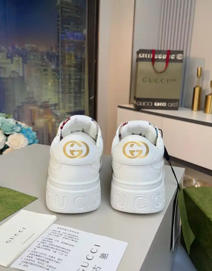 hype Gucci Sneakers