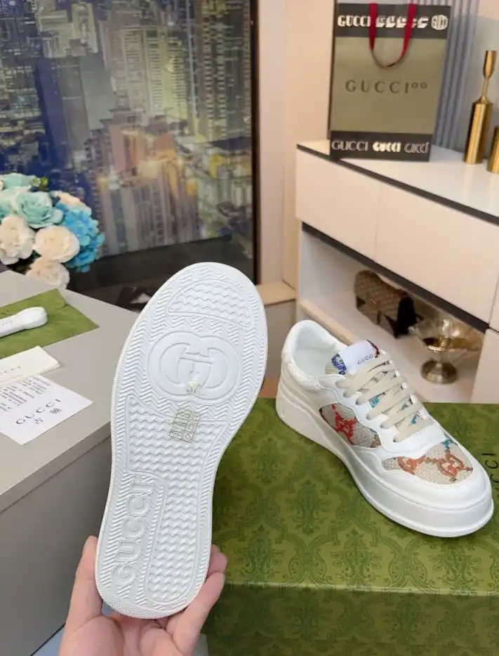 hype Gucci Sneakers