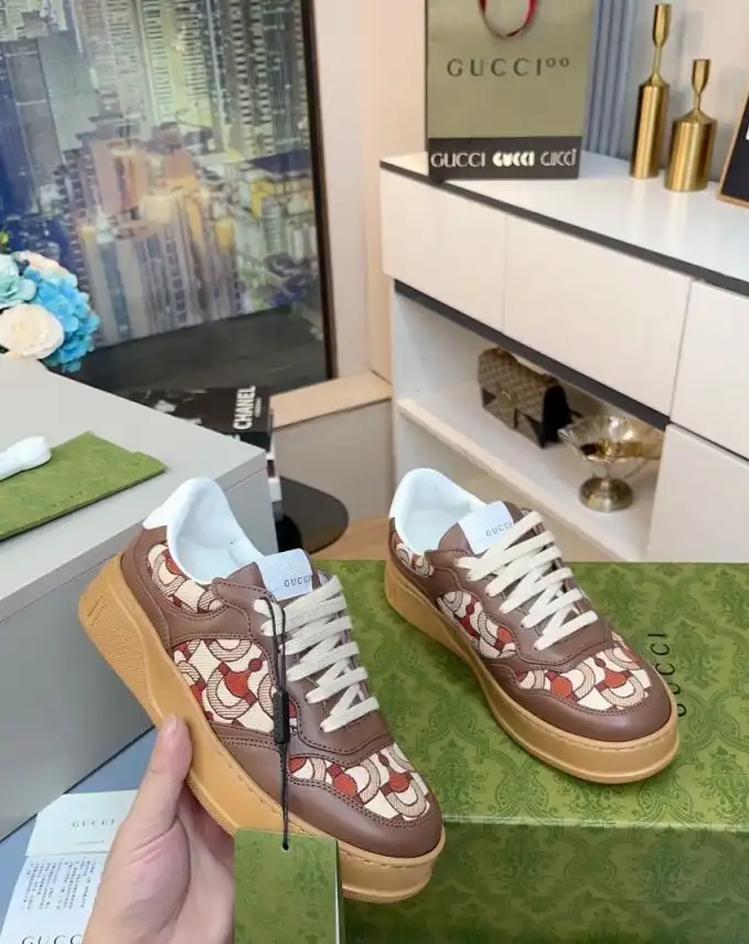 hype Gucci Sneakers