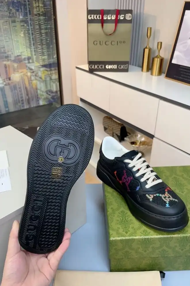 hype Gucci Sneakers