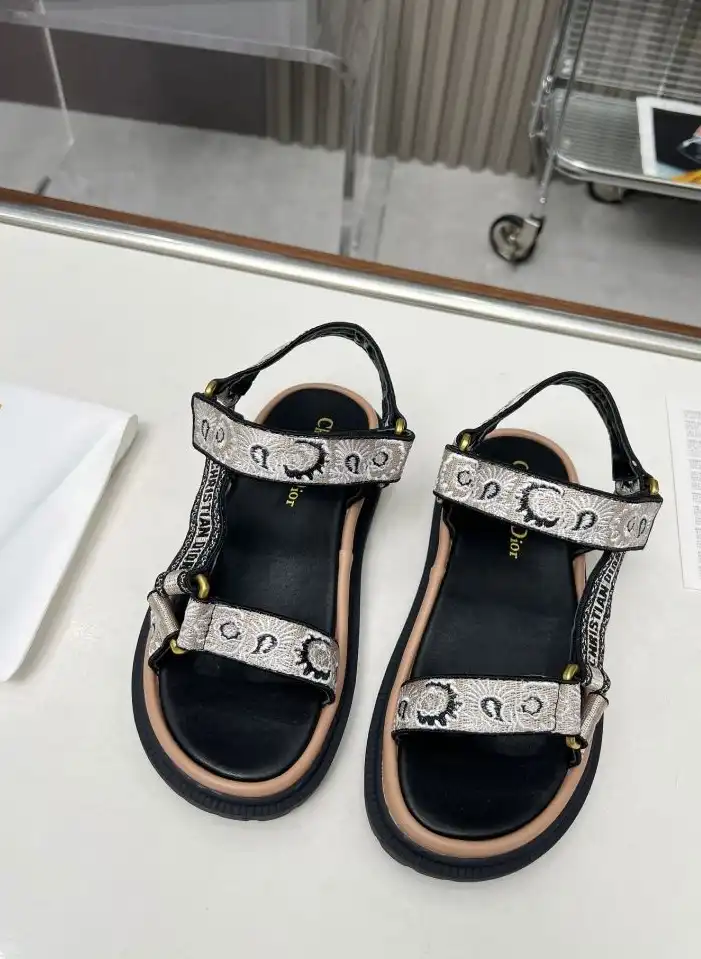 hype Christian Dior Sandals