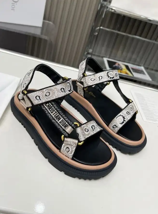 hype Christian Dior Sandals