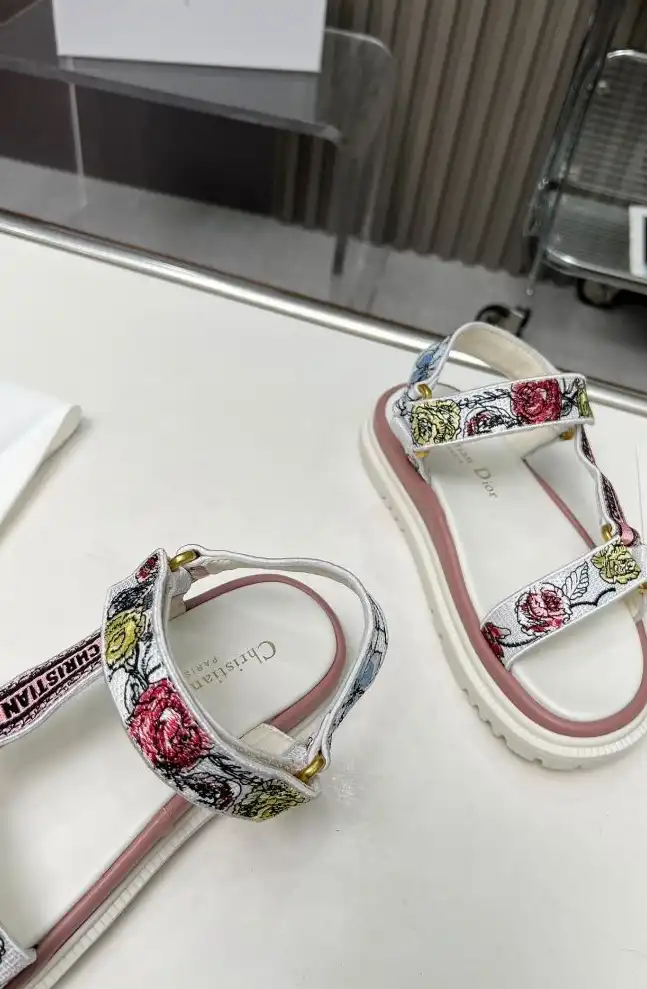 hype Christian Dior Sandals