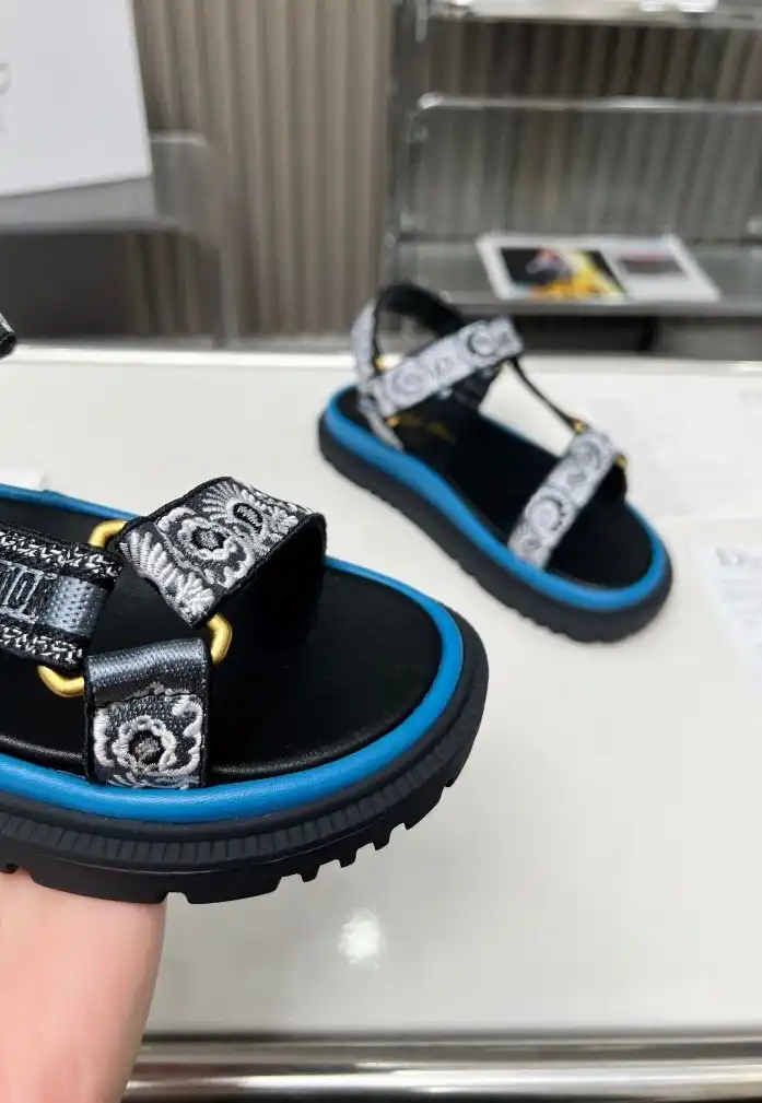 hype Christian Dior Sandals