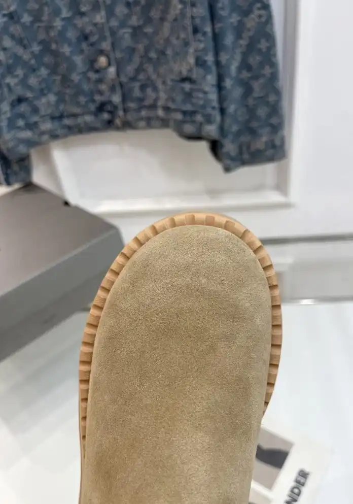 hype UGG Boots