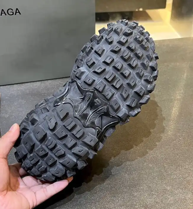 hype Balenciaga Sneakers