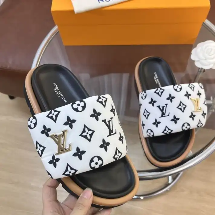 hype LV Slippers