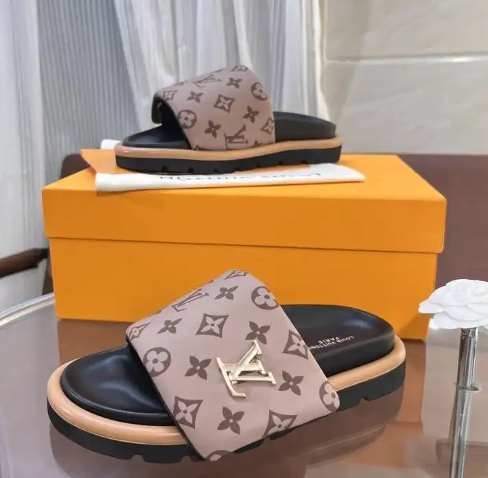 hype LV Slippers