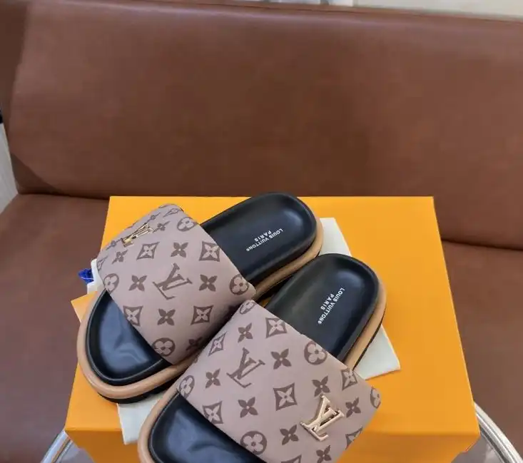 hype LV Slippers