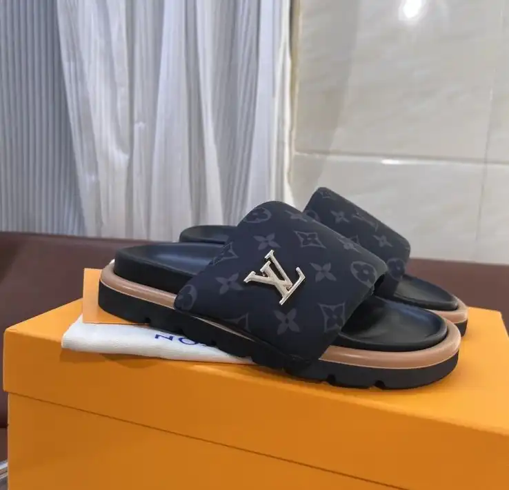 hype LV Slippers