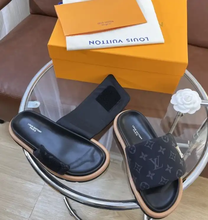 hype LV Slippers