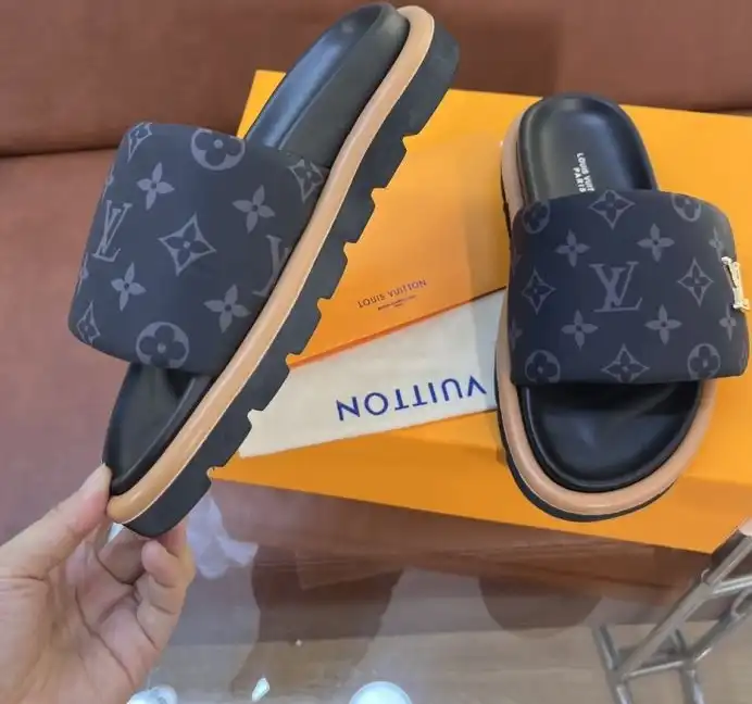 hype LV Slippers