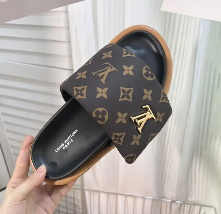 hype LV Slippers