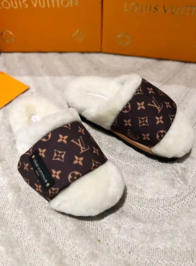 hype LV Slippers