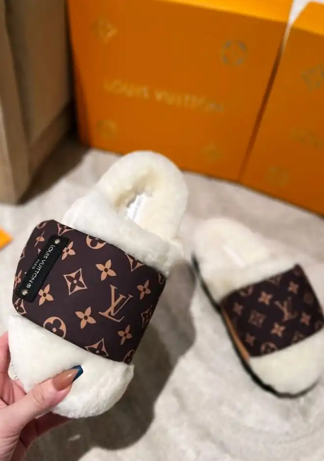 hype LV Slippers